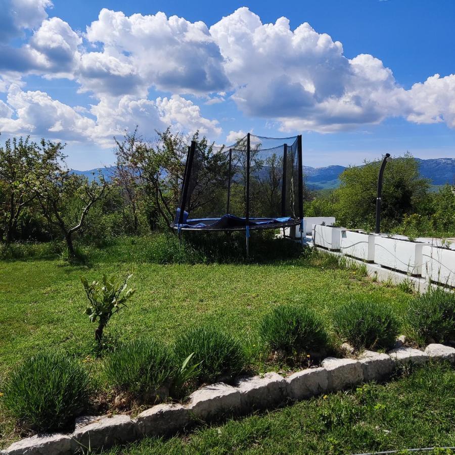 Casa Di Oliva-House With Heated Pool & Jacuzzi In Trilj, Croatia Villa Buitenkant foto